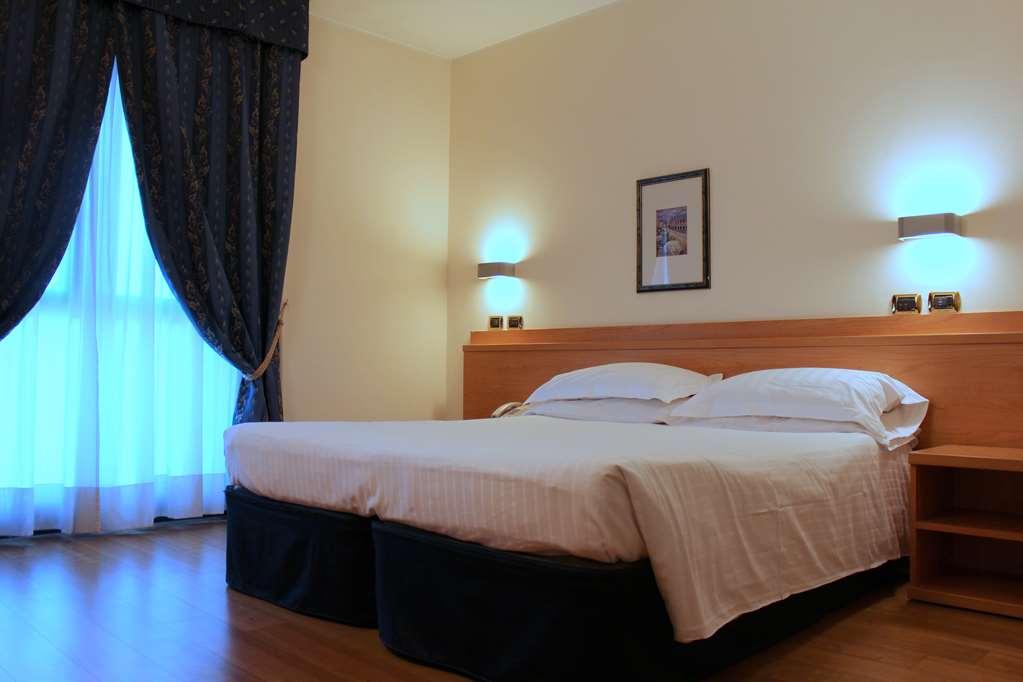 Hotel Brandoli Verona Camera foto