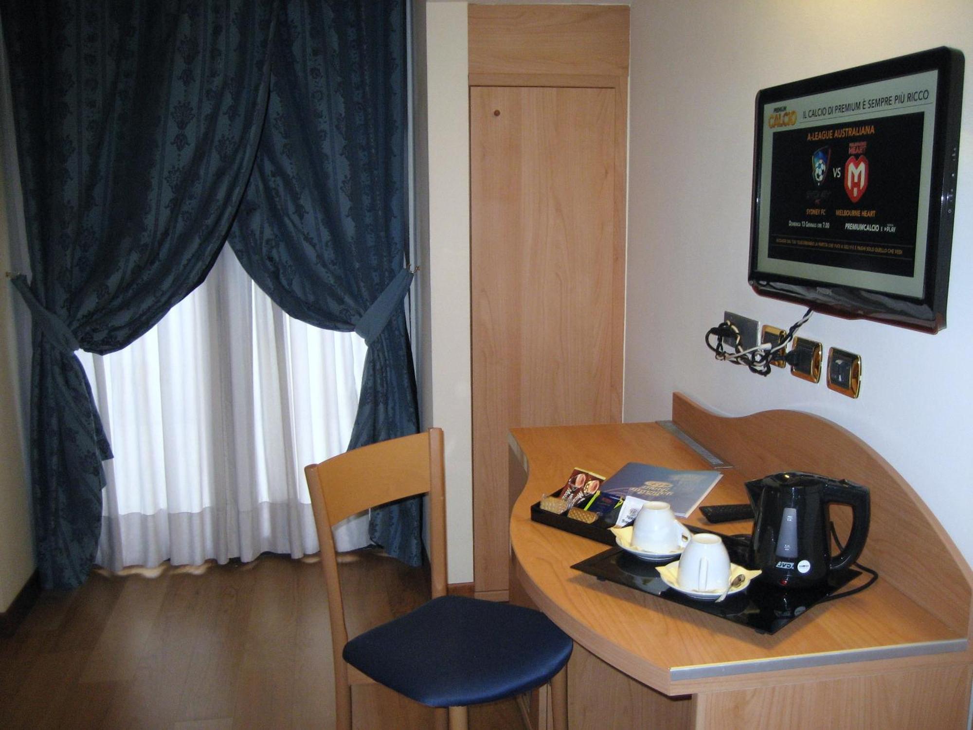 Hotel Brandoli Verona Esterno foto